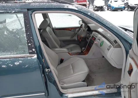 2002 Mercedes-Benz E 320 4M из США, поврежденный, VIN WDBJH82J42X071874